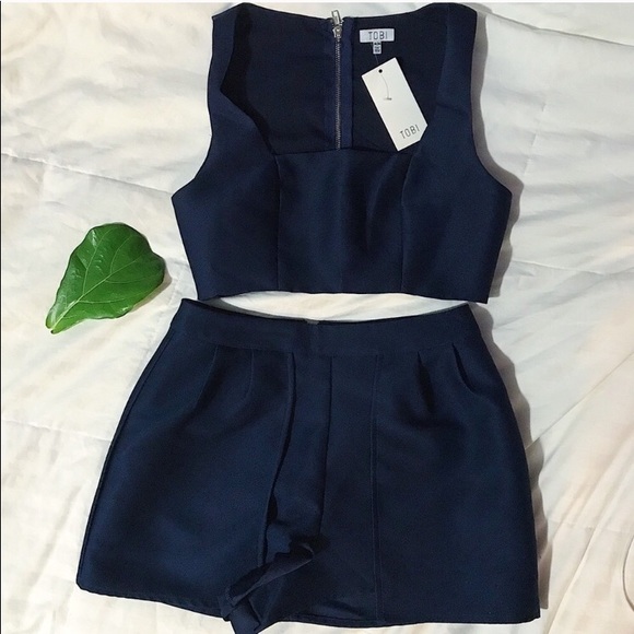 TOBI 2 piece set! - Picture 3 of 5